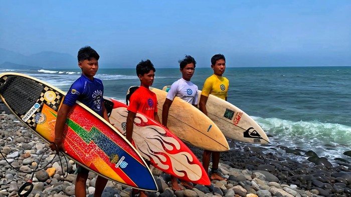 Ajang Cimaja Boardriders Surf Competition Open Pro 2026 akan kembali digelar di Cimaja