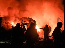 Api Membara di Zaporizhzhia Setelah Serangan Rudal Rusia
