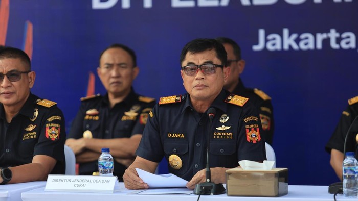 Direktur Jenderal Bea dan Cukai, Djaka Budi Utama