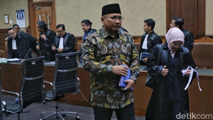 Mantan Menteri Agama Yaqut Cholil Qoumas didakwa merugikan keuangan negara sebesar Rp622,09 miliar dalam kasus dugaan korupsi pengelolaan kuota haji tambahan tahun 2023-2024. Dakwaan tersebut dibacakan jaksa penuntut umum dalam sidang di Pengadilan Tipikor Jakarta Pusat, Selasa (11/8/2026).