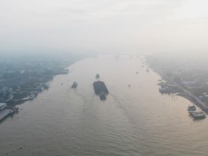 Udara Palembang Masih Tidak Sehat-Sangat Tidak Sehat