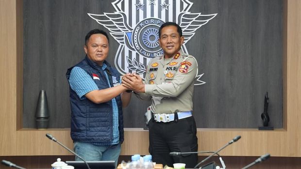 Kakorlantas Ajak Driver Ojol Jadi Pelopor Keselamatan Lalu Lintas