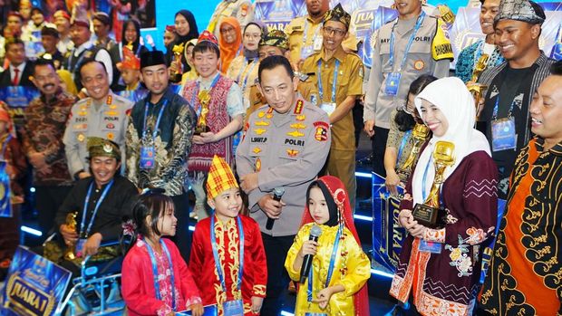 Kapolri Anugerahi Pemenang Apresiasi Kreasi Polri untuk Masyarakat