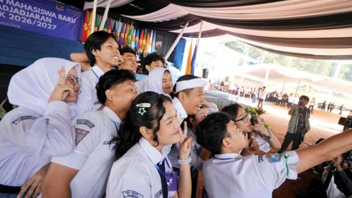 KDM Usulkan Ubah Batas Maksimum Gaji Orang Tua Mahasiswa Penerima KIP