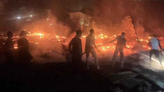 Kebakaran ratusan asrama di Ponpes Kampar Kiri