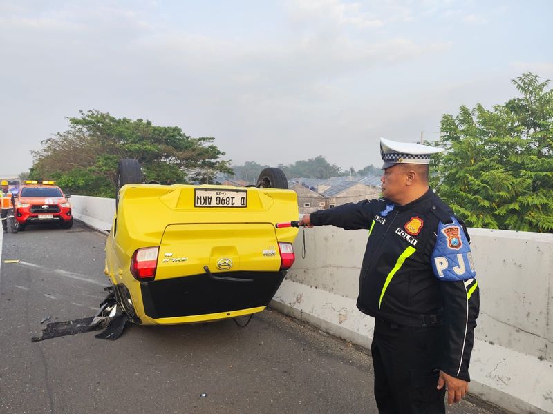 Kecelakaan di Tol Jombang