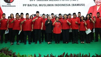 Megawati Lantik Pinka Haprani-Andi Widjajanto Pimpin Organisasi Sayap PDIP