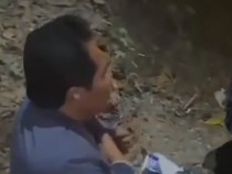 Petaka Alphard Kiai Anwar Zahid Ditabrak Trailer Saat Perjalanan Dakwah
