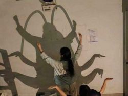 Makin Dipikir Makin Bingung, Foto-foto Ini Malah Bikin Ngakak