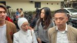 Rizky Billar Dampingi Lesti Kejora dan Asila Jalani Pemeriksaan di PMJ