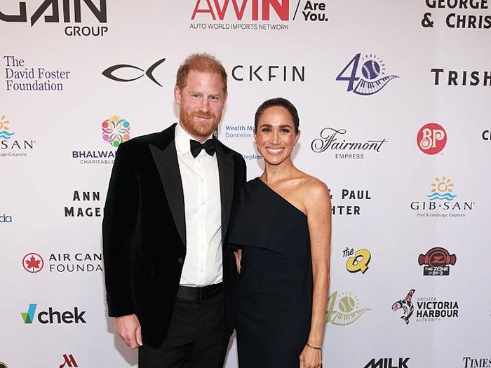 VICTORIA, BRITISH COLUMBIA - AUGUST 07: (L-R) Prince Harry, Duke of Sussex, Meghan, Duchess of Sussex, Katharine McPhee and David Foster attend the David Foster Foundation 40th Anniversary Celebration on August 07, 2026 in Victoria, British Columbia. (Photo by Vito Amati/The David Foster Foundation via Getty Images)