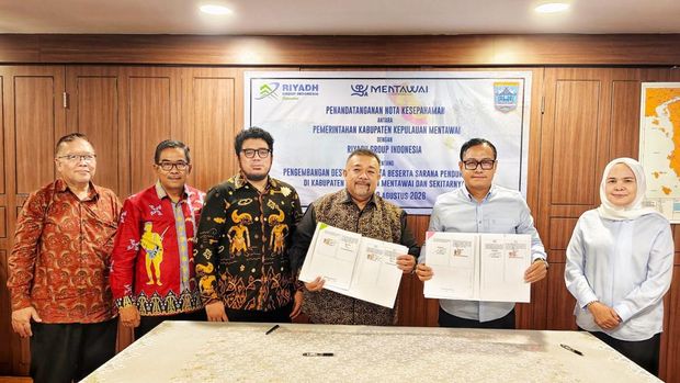 Penandatanganan nota kesepahaman bersama (MoU) Pemerintah Kabupaten Mentawai dan Riyadh Group Indonesia (RGI) Penandatanganan nota kesepahaman bersama (MoU) Pemerintah Kabupaten Mentawai dan Riyadh Group Indonesia (RGI)