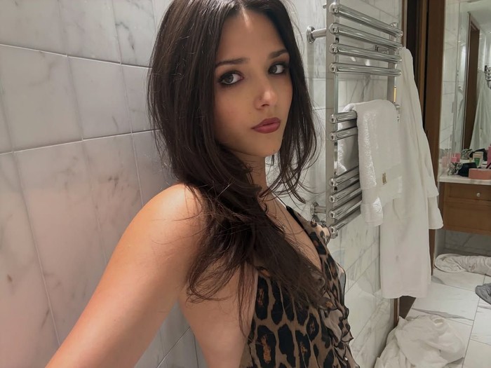 Potret Putri Matt Damon, Kini Berlaga di Catwalk