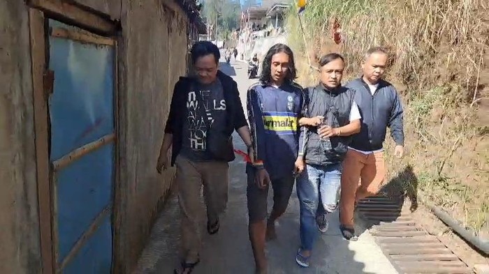 Pria di Bogor ditangkap di kaki Gunung Merbabu usai membawa kabur motor temannya.