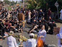 Video: Mecaru Mejaga-jaga, Tradisi Sakral Desa Adat di Klungkung