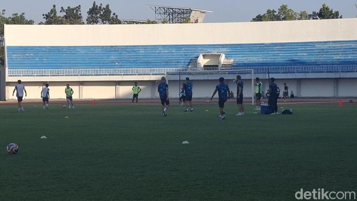Sesi latihan PSIM Jogja di Stadion Mandala Krida, Kota Jogja, Selasa (11/8/2026).