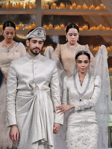 Putri Malaysia Puteri Ilyana Alia menikah dengan pembalap Inggris Christopher Lionel Putri Malaysia Puteri Ilyana Alia menikah dengan pembalap Inggris Christopher Lionel