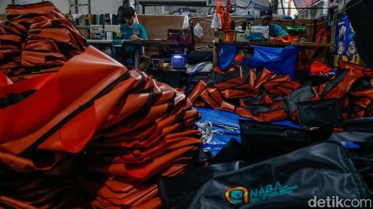 UMKM di Bekasi Kebanjiran Pesanan Perlengkapan Umrah