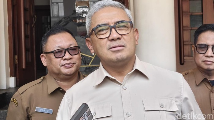 Wali Kota Bandung M Farhan