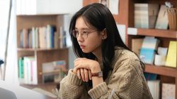 Kenalan dengan Karakter Ahn Eun Jin di Drakor A Love Other Than Yours