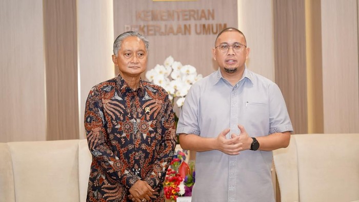 Andre Rosiade beserta Menteri PU
