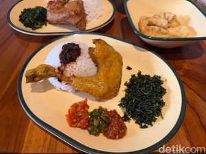 CeUnah: Lezatnya Ayam Goreng Basah Khas Bandung dengan 4 Jenis Sambal