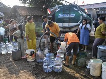 Dua Bulan Dilanda Kekeringan, Warga Tasikmalaya Patungan Beli Air Bersih
