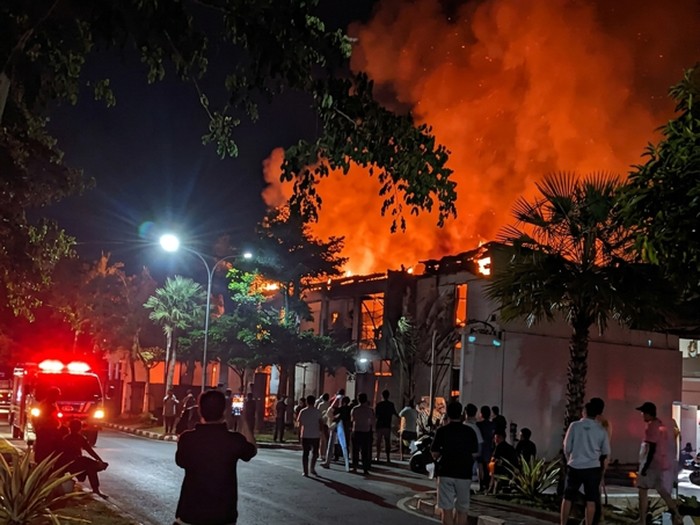 Gedung Biro Kesra Kantor Gubernur Kalteng Terbakar. (Istimewa)