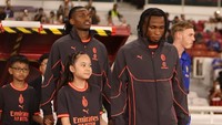 Lucky Girl! Potret Gempita Nora Marten Jadi Player Escort AC Milan