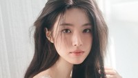 Silsilah Keluarga Ha Young Dianggap Problematik, Minta Maaf Lewat Surat
