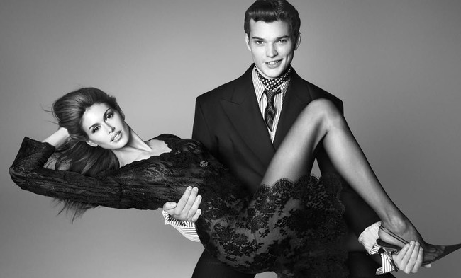 Kaia Gerber merupakan putri dari model Cindy Crawford sedangkan Homer Gere adalah putra aktor Richard Gere. Cindy dan Richard pernah menikah sebelum keduanya lahir.Foto: Instagram @kaiagerber