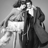 Pertemuan Kaia Gerber dan Homer Gere tak hanya menghebohkan karena keduanya sama-sama ‘nepo baby’. Para bintang The Shards tersebut juga jadi sorotan karena latar belakang orang tua mereka.Foto: Instagram @voguemagazine