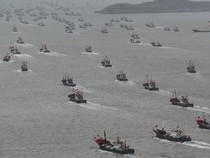 Video Topan Reda, 8.000 Kapal Nelayan Tiongkok Tancap Gas ke Laut!