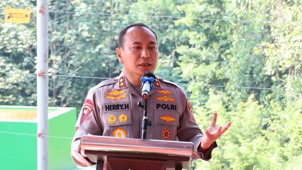 Kapolda Riau Irjen Herry Heryawan meresmikan Breeding Area di PLG Minas, tepat di Hari Gajah Sedunia, Rabu (12/8/2026).
