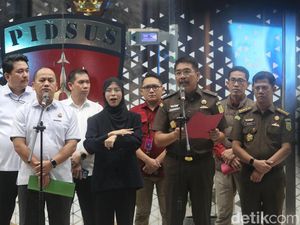 Kejagung: Setiap Tahun PT TPL Beri Uang ke 2 Pegawai Pajak Tersangka Ekspor