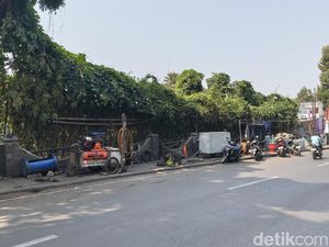 Penertiban PKL di Jalan Dago, Pedagang Bingung Cari Tempat Baru