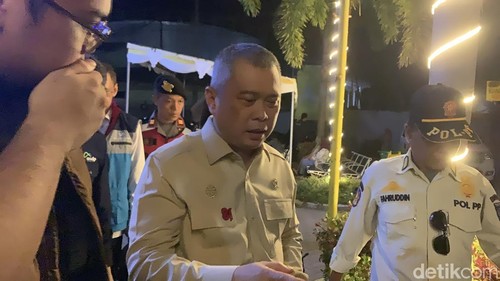 Menteri Perhubungan (Menhub) Dudy Purwagandhi saat mengunjungi Pelabuhan Lembar, Lombok Barat, NTB, Rabu (12/8/2026).