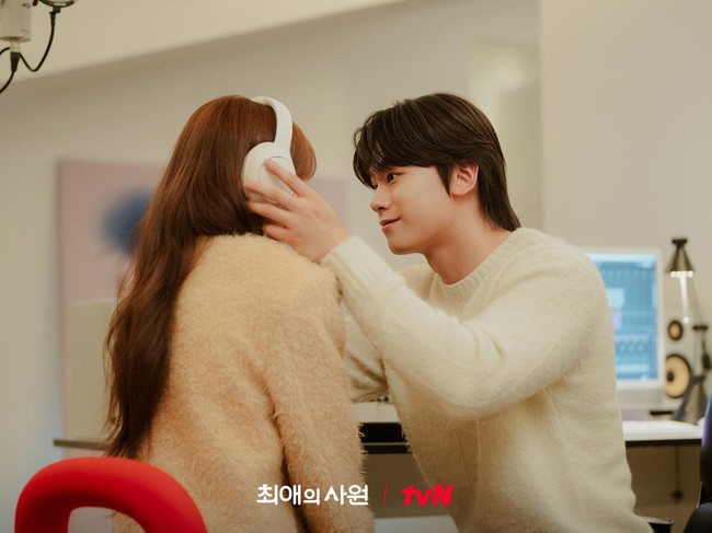 Adegan dralam drama Korea My Bias, My Boss.
