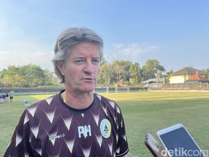 Bali Vs PSS Laga Pertama Suporter Away, Pieter Huistra Sambut Gembira