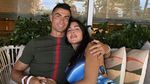Potret Georgina Rodriguez saat Makan Bareng CR7 dan Masak Omelet