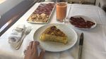 Potret Georgina Rodriguez saat Makan Bareng CR7 dan Masak Omelet