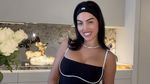 Potret Georgina Rodriguez saat Makan Bareng CR7 dan Masak Omelet