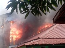 21 Rumah di Bengkulu Ludes Terbakar, Petugas Damkar Terkendala Akses