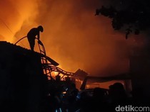 2 Rumah di Perum BRD Pekalongan Terbakar, Mobil Xpander Ikut Hangus