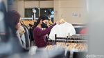 Berburu Jersey hingga Topi, Toko Thrift Jadi Daya Tarik Baru Blok M Hub