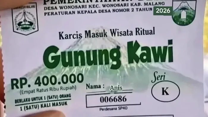 Beredar tiket karcis wisata Gunung Kawi sebesar Rp 400 ribu dan tiket asli dikeluarkan pemerintah desa sebesar Rp 5.000