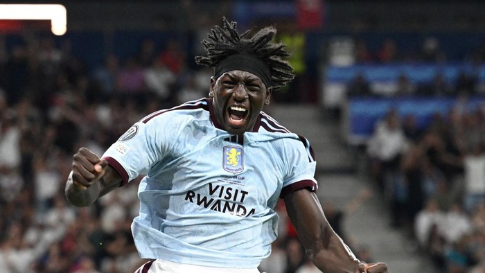 brian-madjo-bocah-17-tahun-aston-villa-yang-disebut-mirip-lukaku
