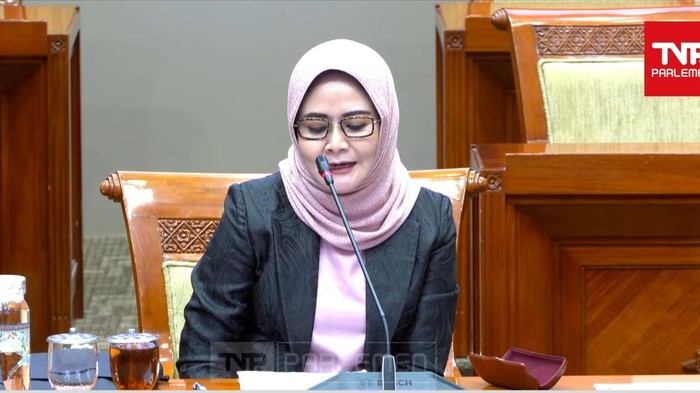 Calon Hakim Agung Kamar Perdata Nurnaningsih saat uji kelayakan di DPR