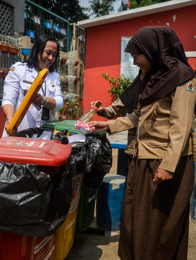 Edukasi Pilah Sampah Sejak Dini, Siswa Sekolah Dasar Belajar Jaga Lingkungan