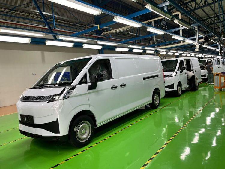 Potret Mobil Listrik Blind Van Farizon V8E, Siap Tantang Gran Max dan APV